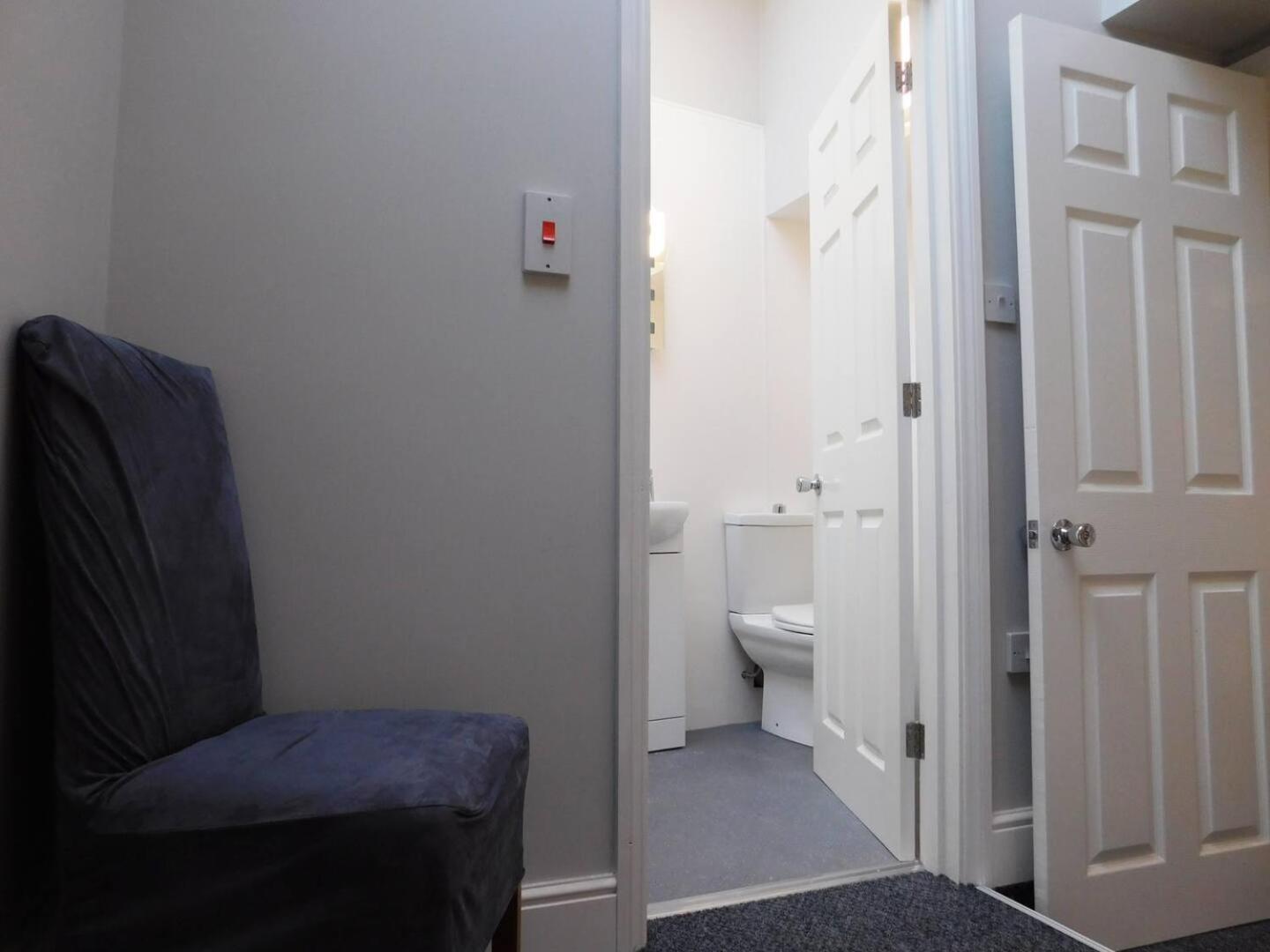 City Center Ground Floor Flat With Patio &Parking NWI Buitenkant foto